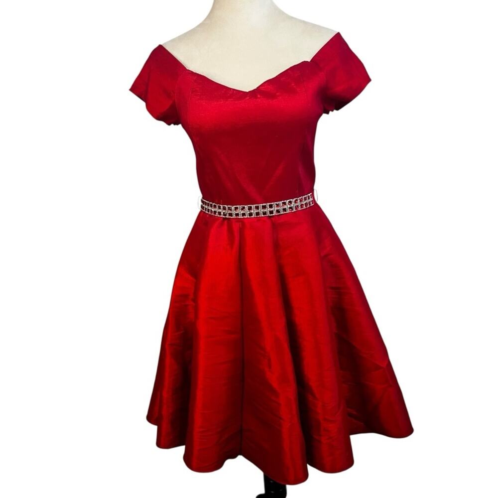 Vintage DUUL-CE Red Fit n Flare Off-Shoulder Satin Party Dress – Approx Size 6/8